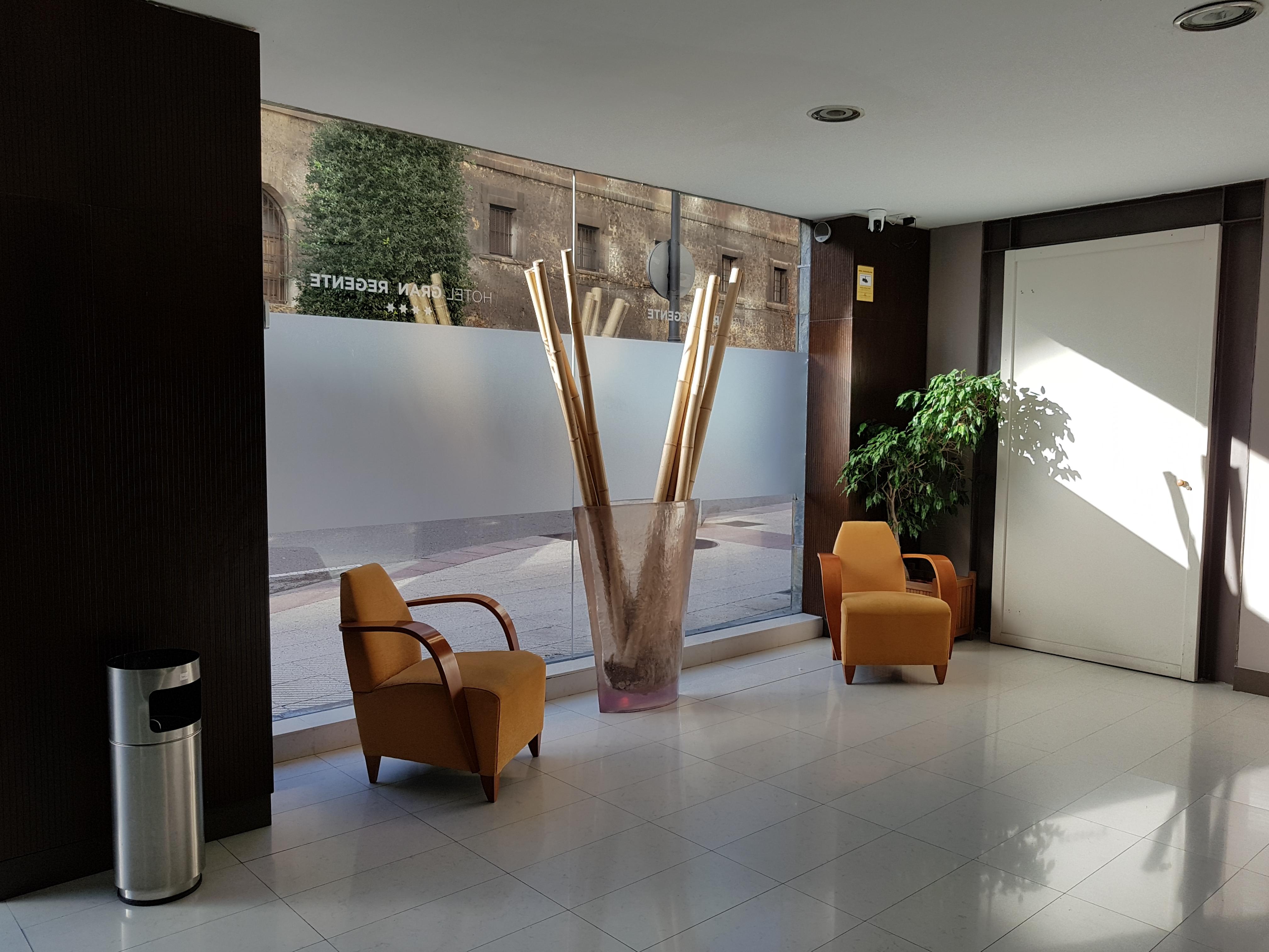 Hotel Gran Regente Oviedo Buitenkant foto